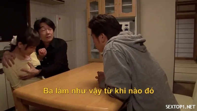 Bố và anh gã chồng ép quan hệ nàng dâu vietsub